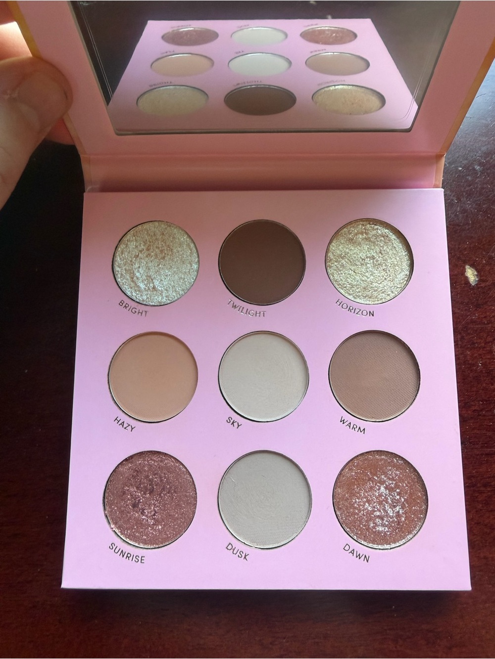 Jasmine Beauty Chasing Sunsets Eyeshadow Palette